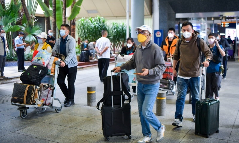 Trung Quốc dự báo lượng hành khách “Xuân vận” 2023 tăng gấp đôi